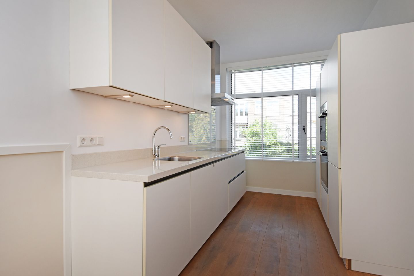 Foto 14 van De Moucheronstraat 64