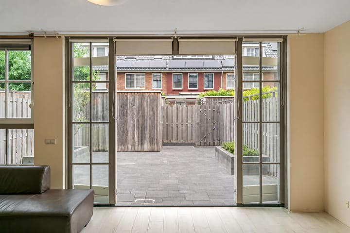 Tussenwoning te koop: Duivenvoorde 46, Amstelveen