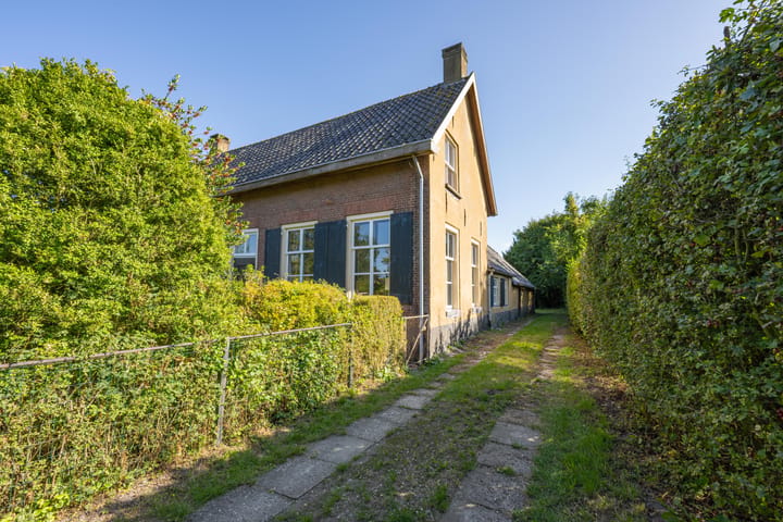 Vrijstaande woning te koop: Voorstraat 13, Lienden