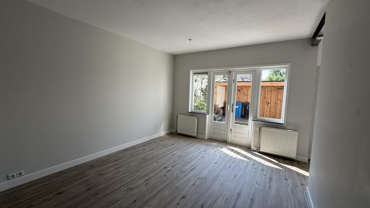 Photo 2 of Prof. Krausstraat 76