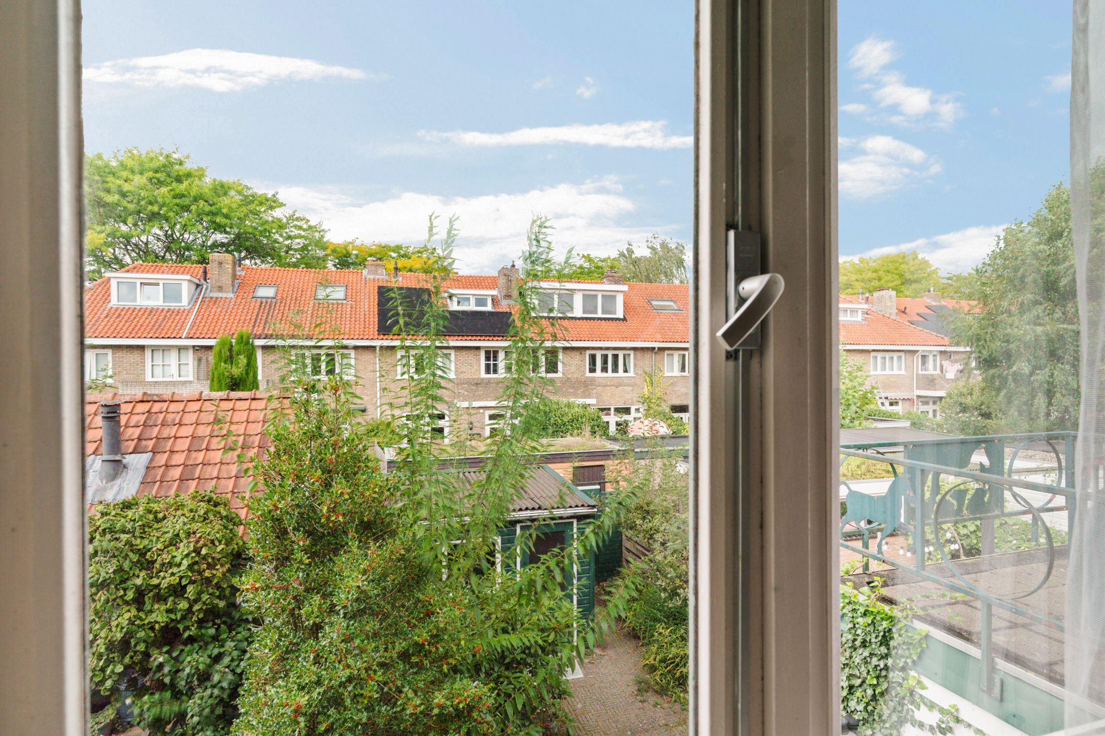 Photo 21 of De Genestetstraat 55
