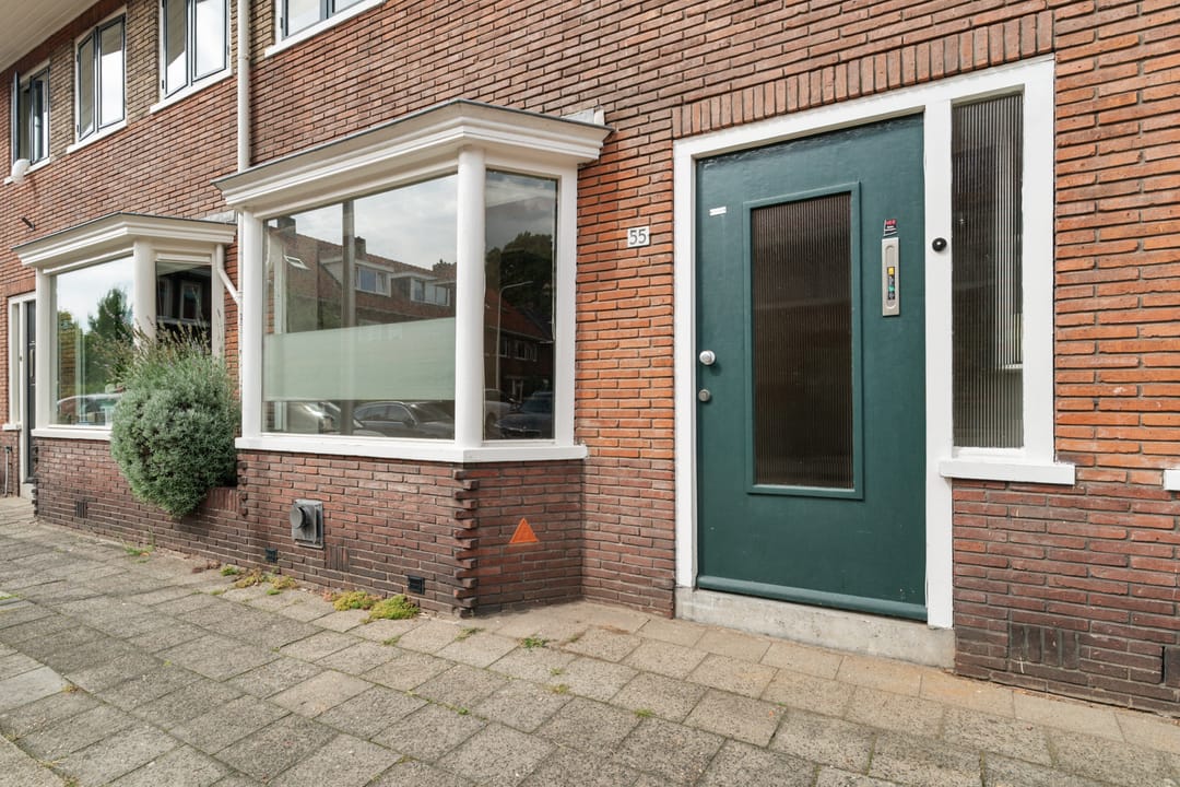 Photo 41 of De Genestetstraat 55