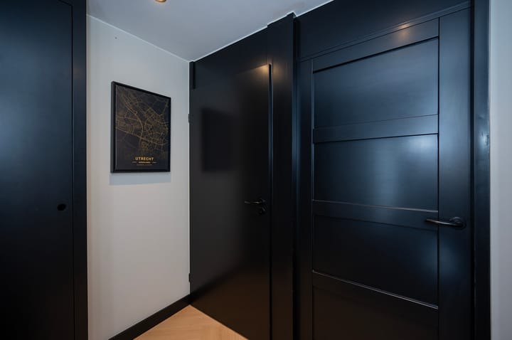 Tussenwoning te koop: Bloemstede 233, Maarssen