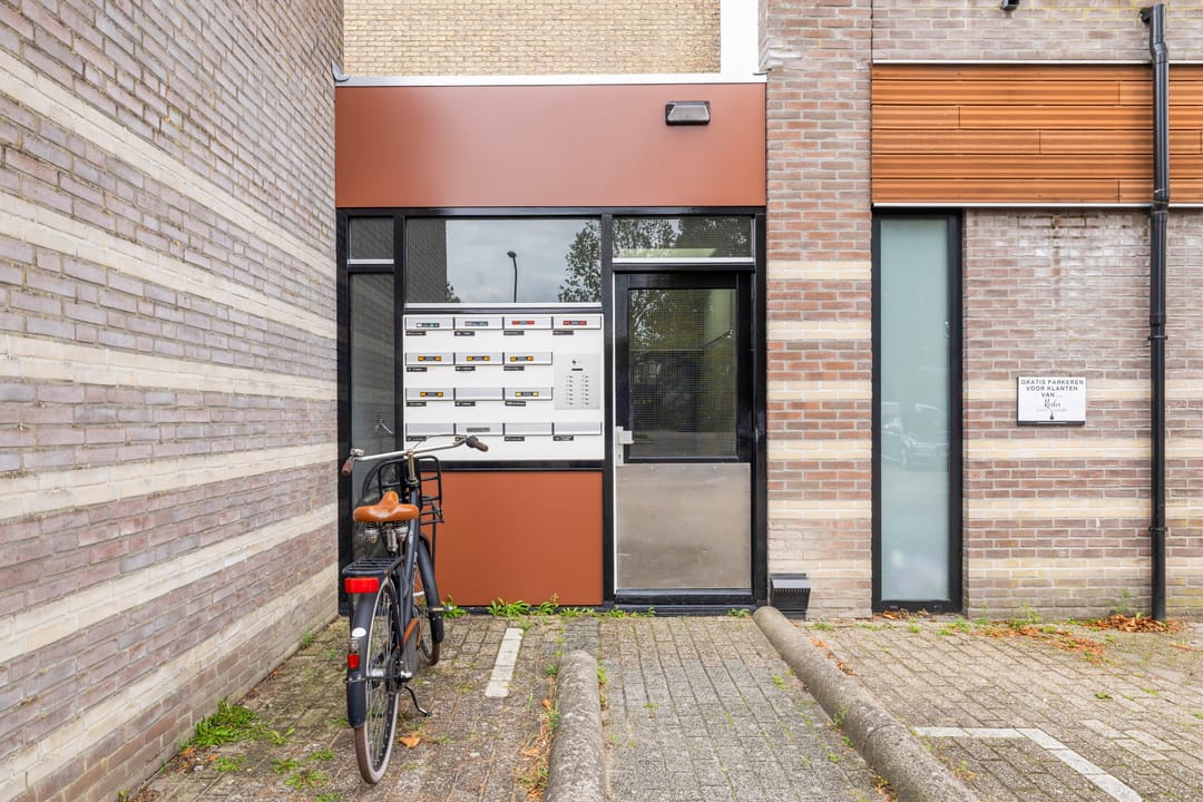 Photo 7 of Voorheuvel 107