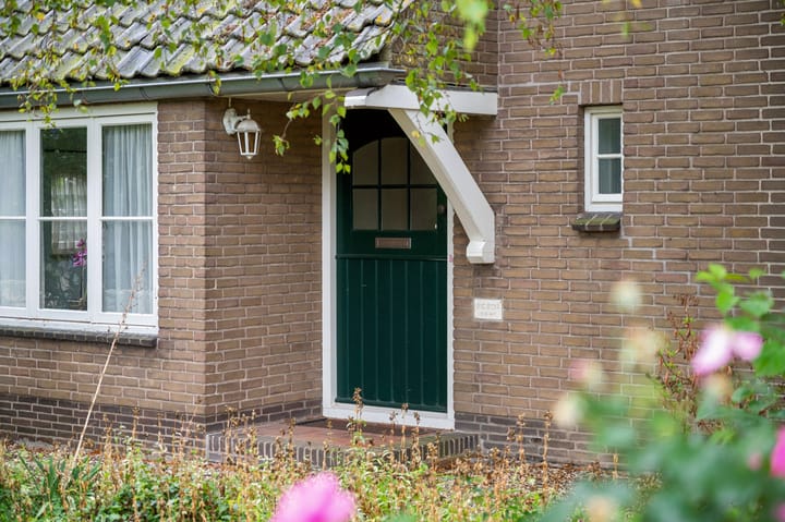 Photo 4 of Liniestraat 2