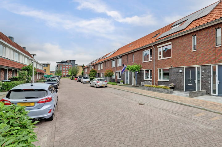 Tussenwoning te koop: Bonkaarde 19, Hendrik-Ido-Ambacht