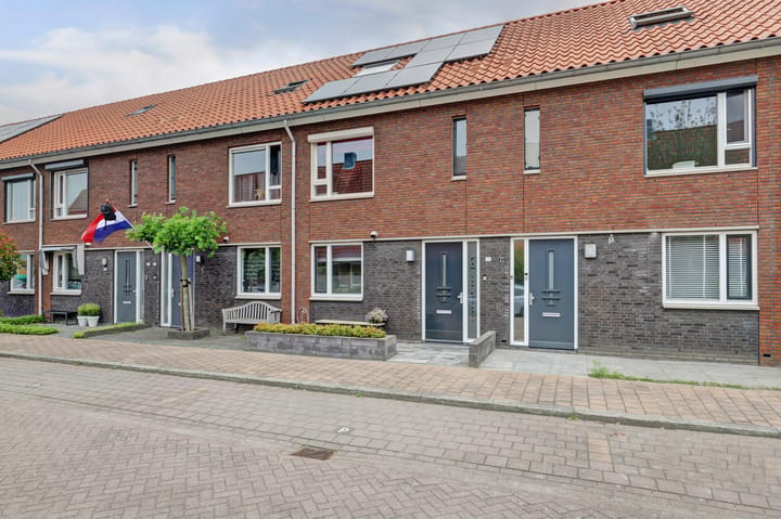 Tussenwoning te koop: Bonkaarde 19, Hendrik-Ido-Ambacht