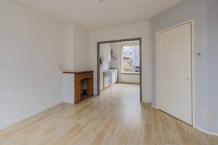 Tussenwoning te koop: Boerhaavestraat 3, Ijmuiden