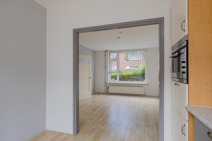 Tussenwoning te koop: Boerhaavestraat 3, Ijmuiden