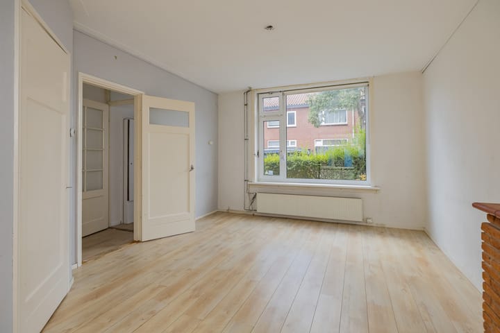Tussenwoning te koop: Boerhaavestraat 3, Ijmuiden