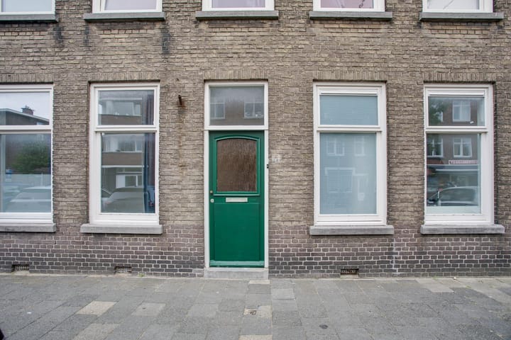 Tussenwoning te koop: van Egmondestraat 6, Voorburg