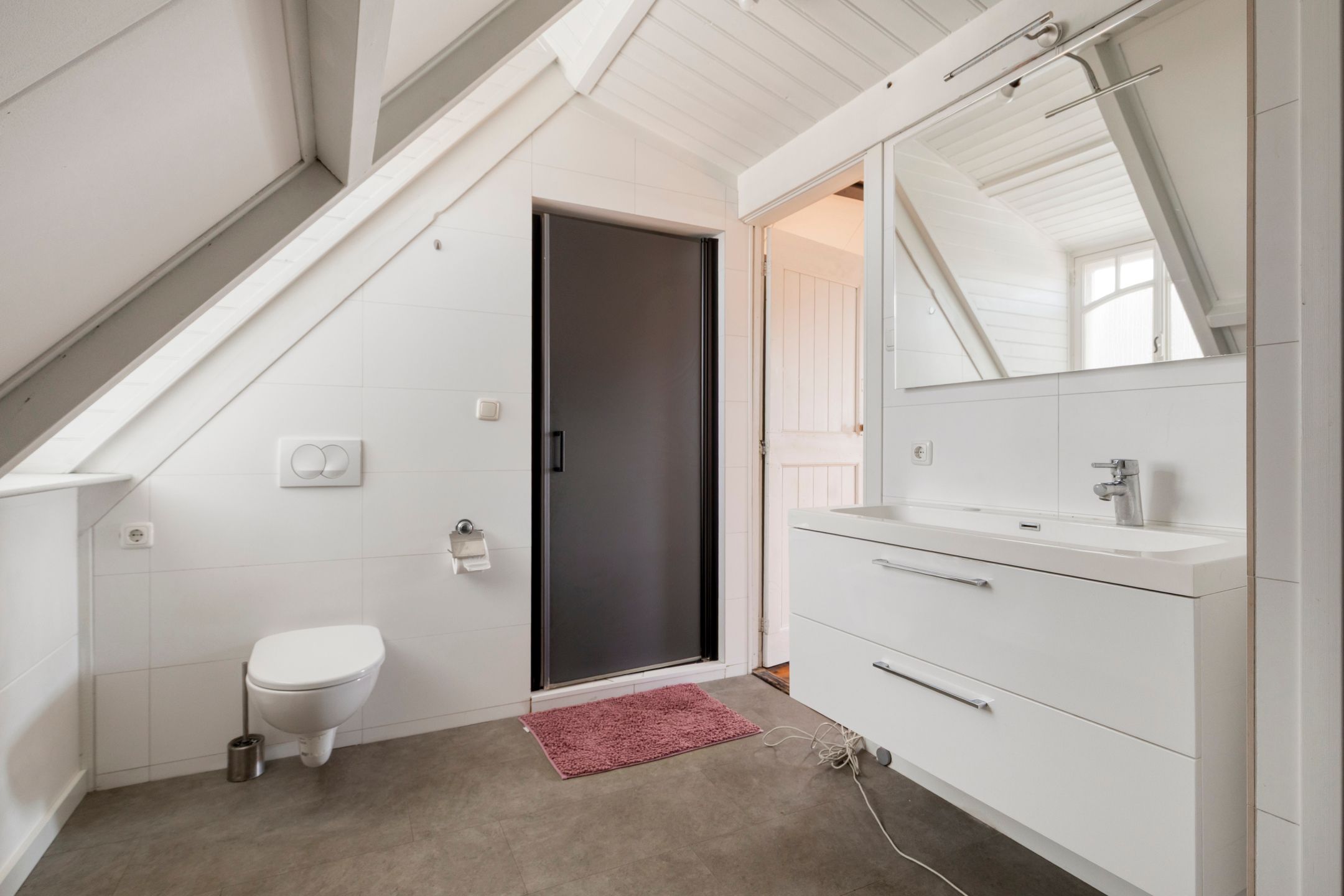 Foto 42 van Vlooswijkstraat 14