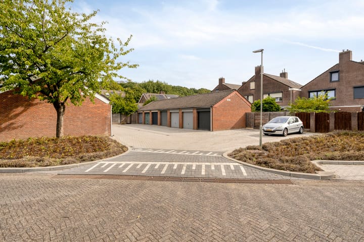 Hoekwoning te koop: Brikkebekker 56, Landgraaf