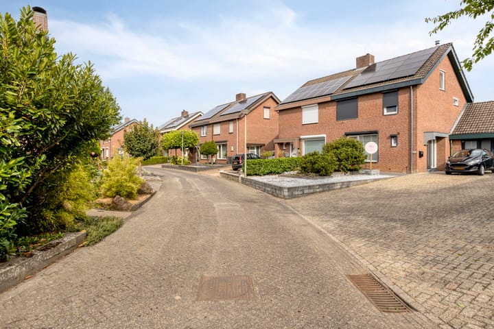 Hoekwoning te koop: Brikkebekker 56, Landgraaf