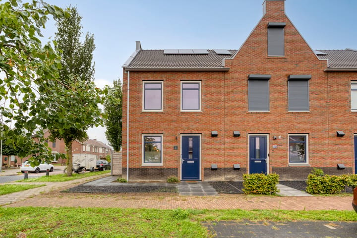 Hoekwoning te koop: Rijssenbeeklaan 2, Gennep