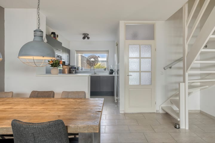 Tussenwoning te koop: Selma Kuijpersstraat 11, Landgraaf
