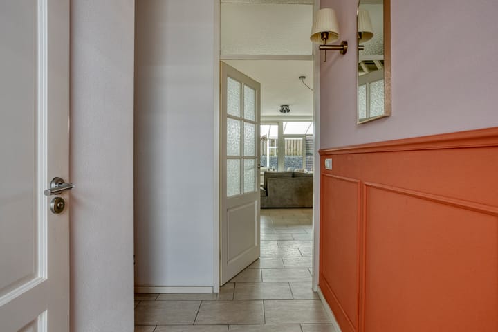 Tussenwoning te koop: Selma Kuijpersstraat 11, Landgraaf