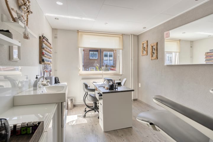 Tussenwoning te koop: Selma Kuijpersstraat 11, Landgraaf