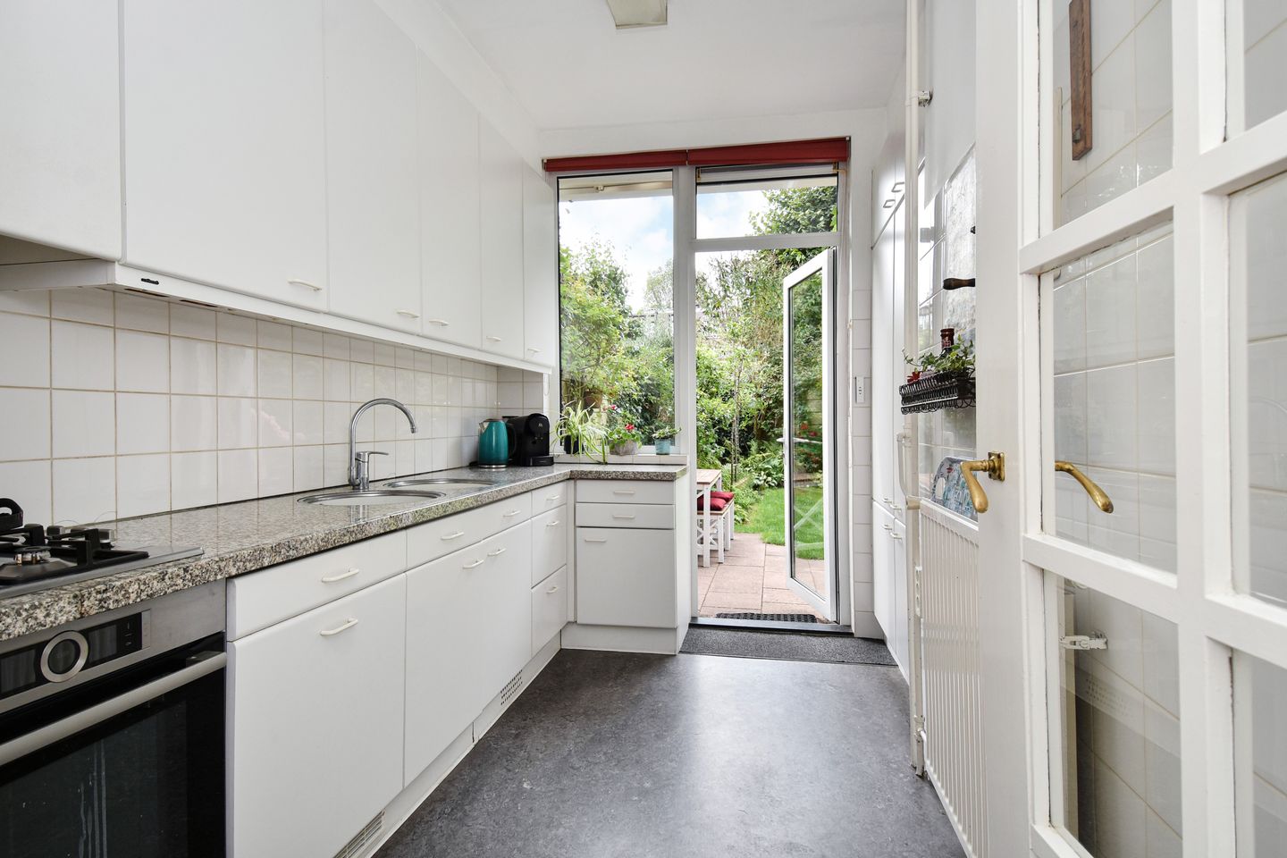 Photo 25 of Burnierstraat 36