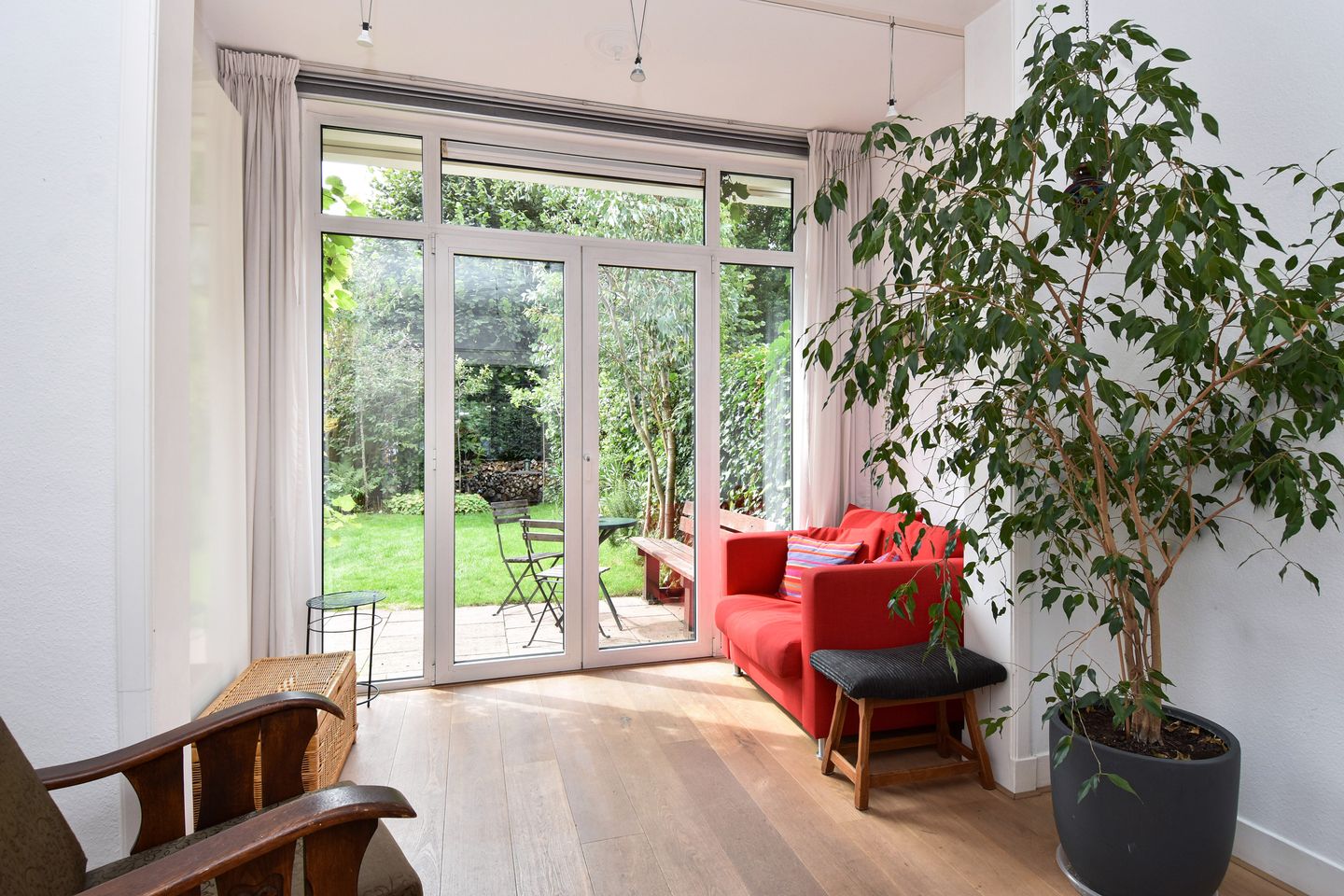 Photo 14 of Burnierstraat 36