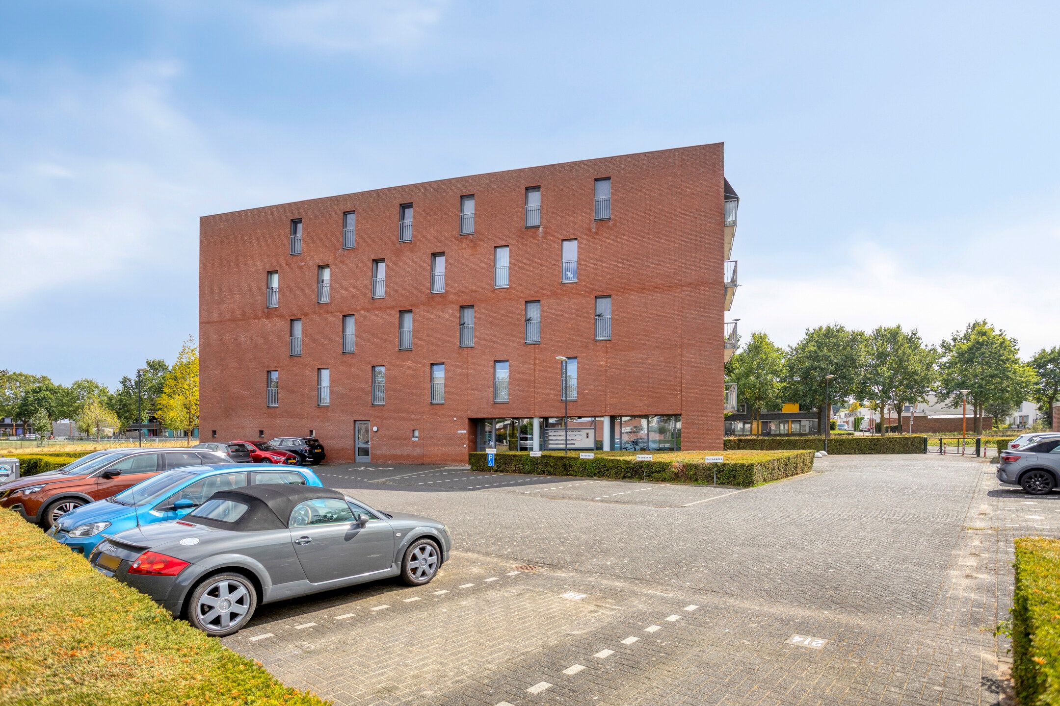 Photo 36 of Landbouwlaan 220