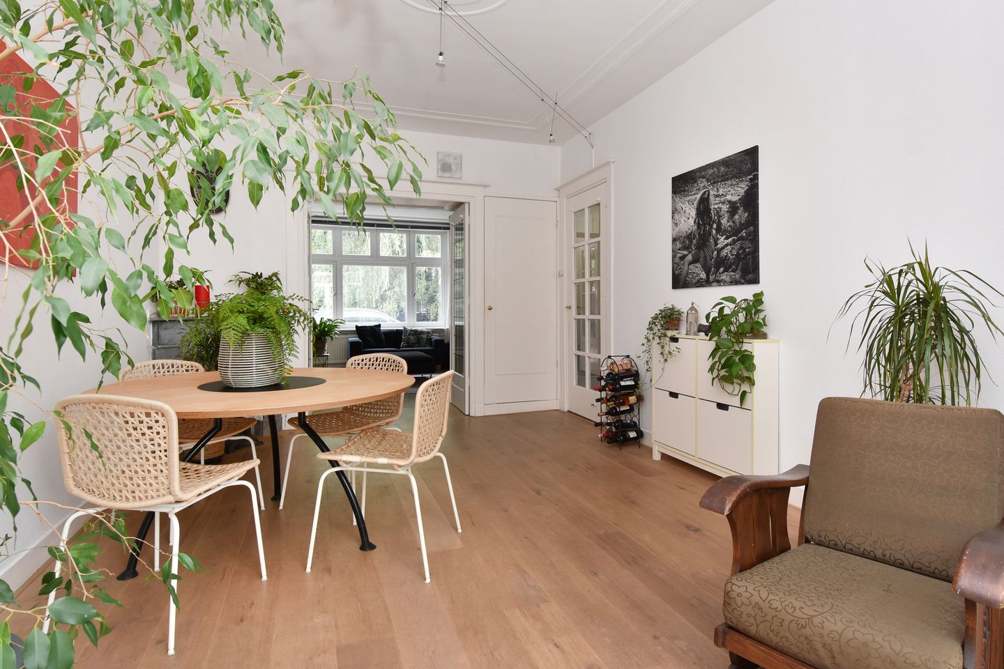 Photo 10 of Burnierstraat 36