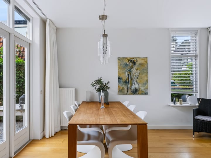 Twee-onder-één-kap te koop: Sint Antoniusstraat 10, Bergen (Nh)
