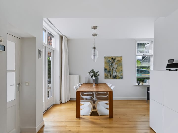 Twee-onder-één-kap te koop: Sint Antoniusstraat 10, Bergen (Nh)