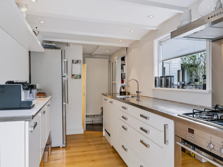 Twee-onder-één-kap te koop: Sint Antoniusstraat 10, Bergen (Nh)