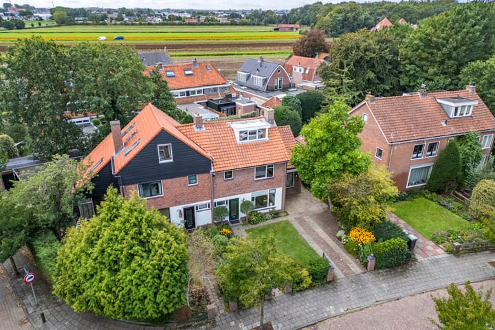 Photo 2 of van Doornincklaan 31