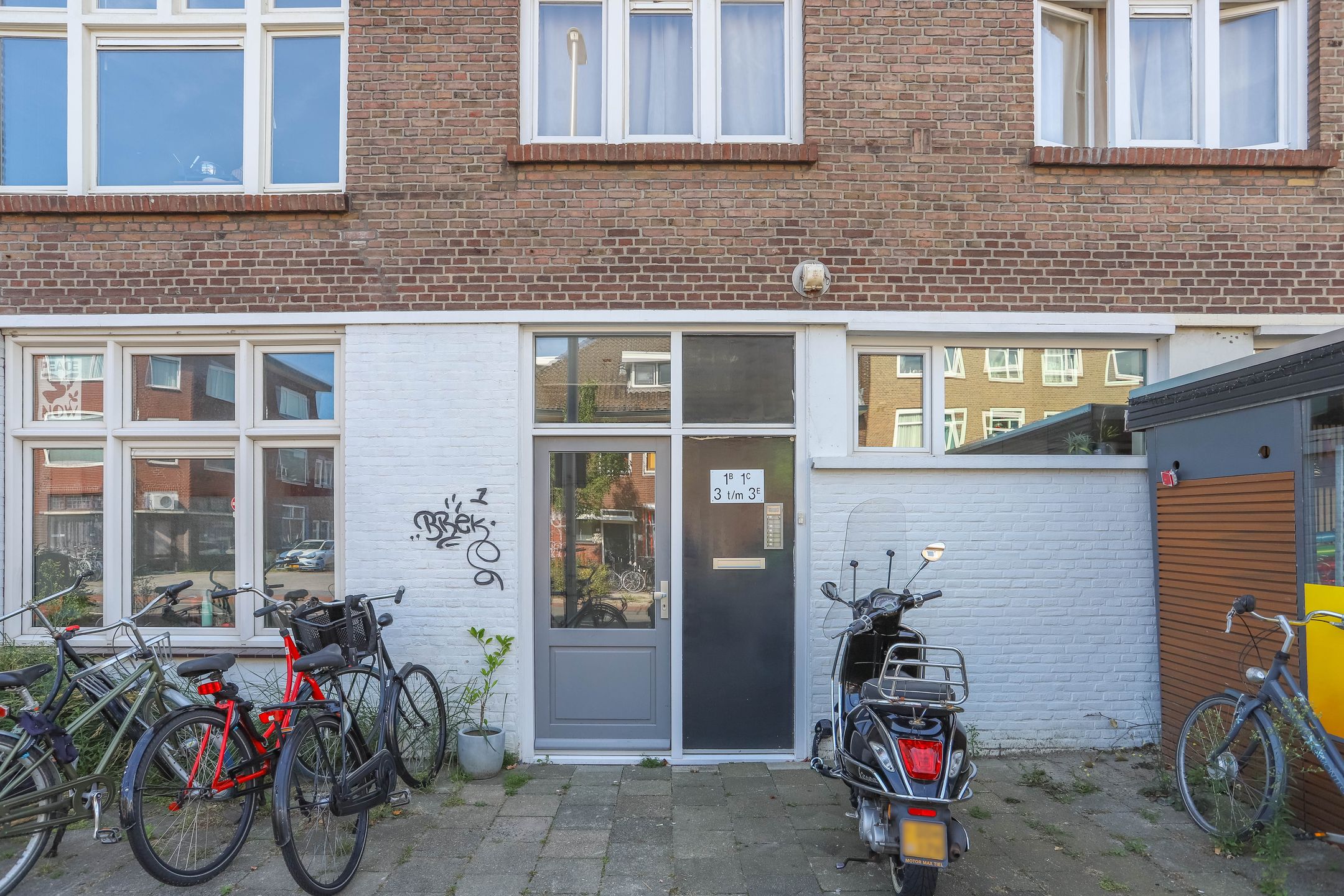 Photo 24 of Sweder van Zuylenweg 1-B
