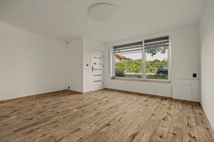 Tussenwoning te koop: Colijnsplaatseweg 19, Colijnsplaat