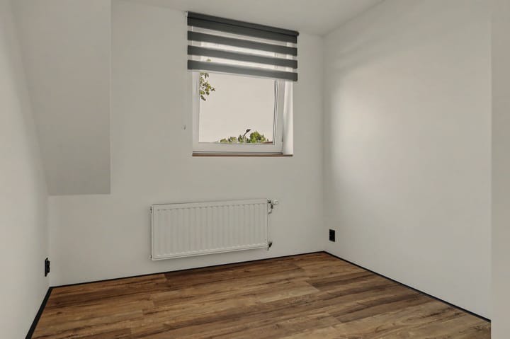 Tussenwoning te koop: Colijnsplaatseweg 19, Colijnsplaat
