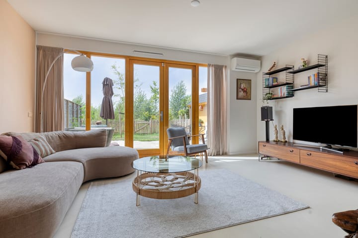 Hoekwoning te koop: Noorderduinslag 23, Almere