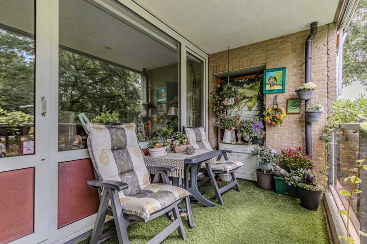 Appartement te koop: Naardingerland 9, Huizen