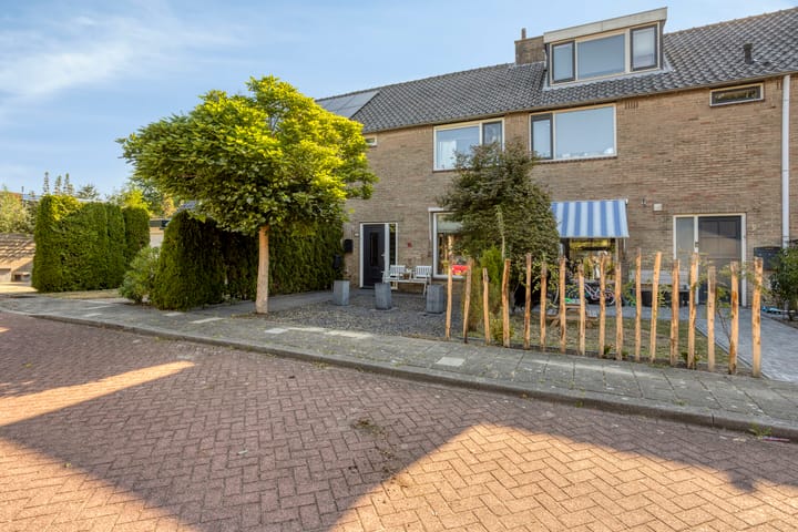 Foto 2 van S.G.A. Doorenbosstraat 5