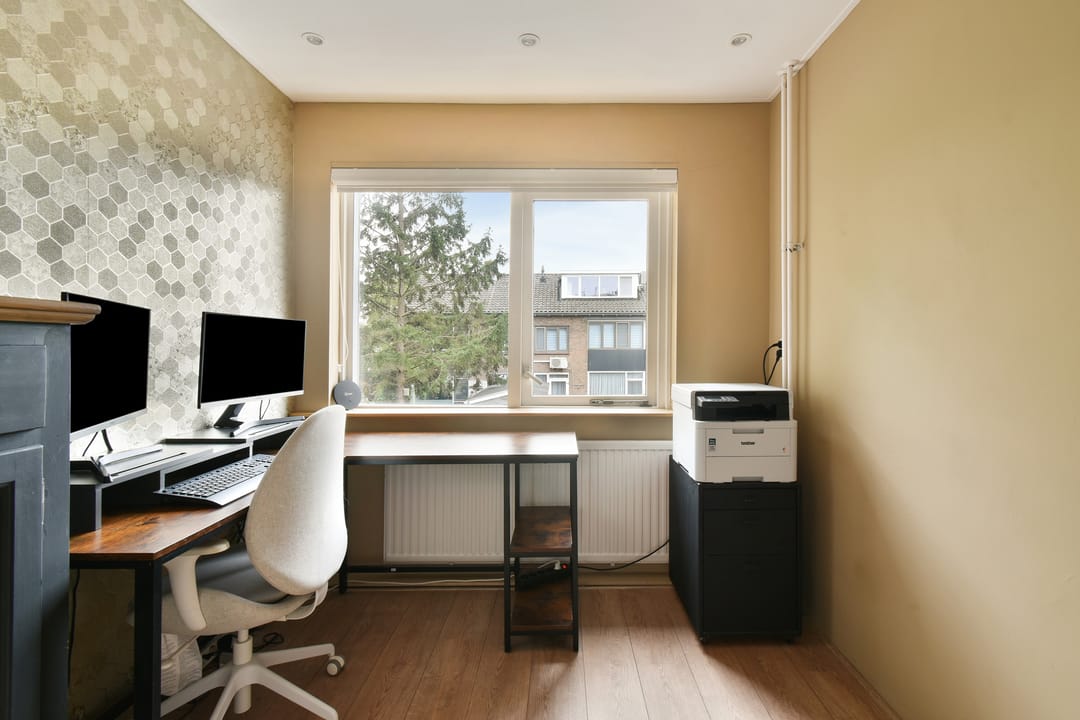Photo 16 of Tollensstraat 3