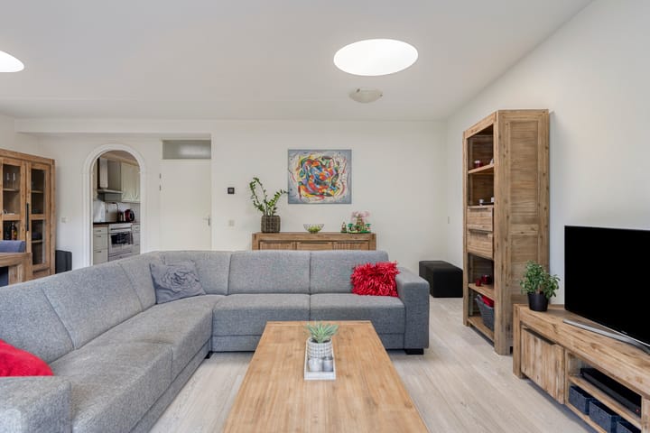 Tussenwoning te koop: Maria Kleine-Gartmanstraat 108, Spijkenisse