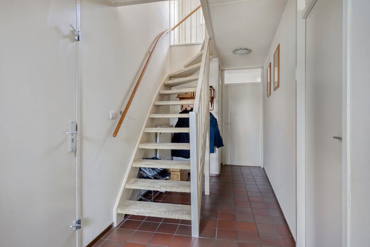 Tussenwoning te koop: Maria Kleine-Gartmanstraat 108, Spijkenisse