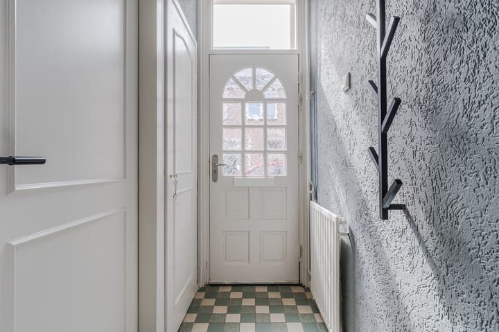 Tussenwoning te koop: Jan Tooropstraat 52, Katwijk (Zh)