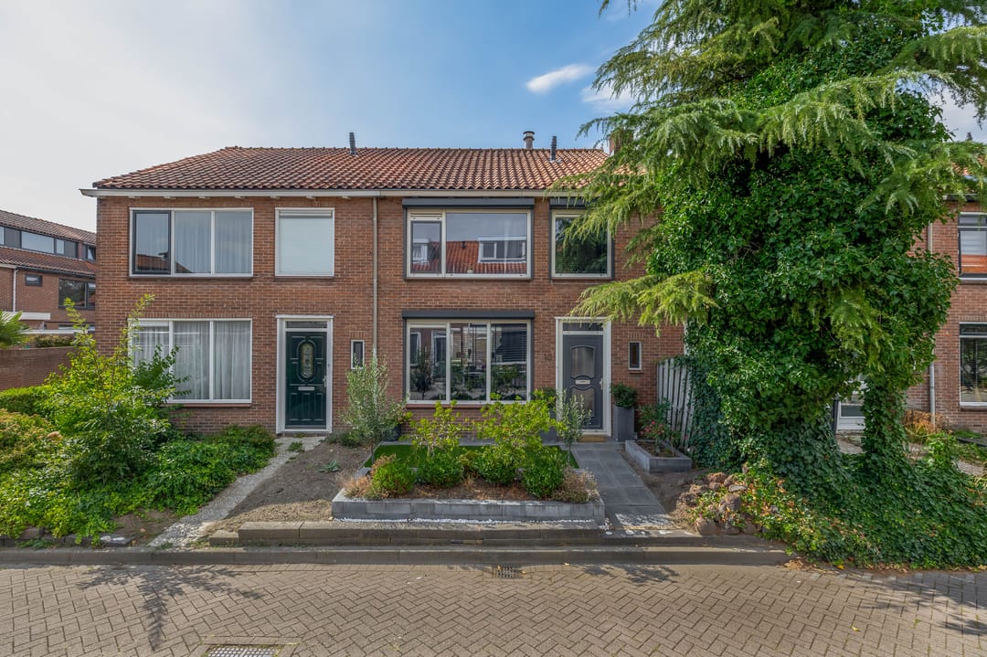 Photo 1 of Daniël Willemsstraat 10