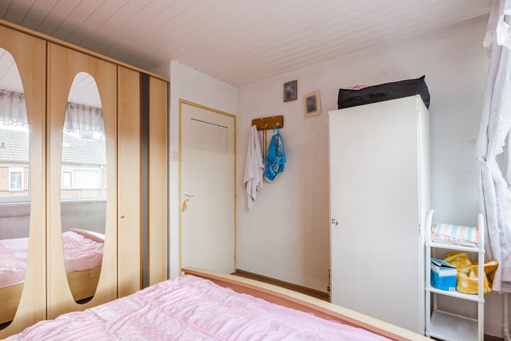 Tussenwoning te koop: van Diemenstraat 38, Veghel