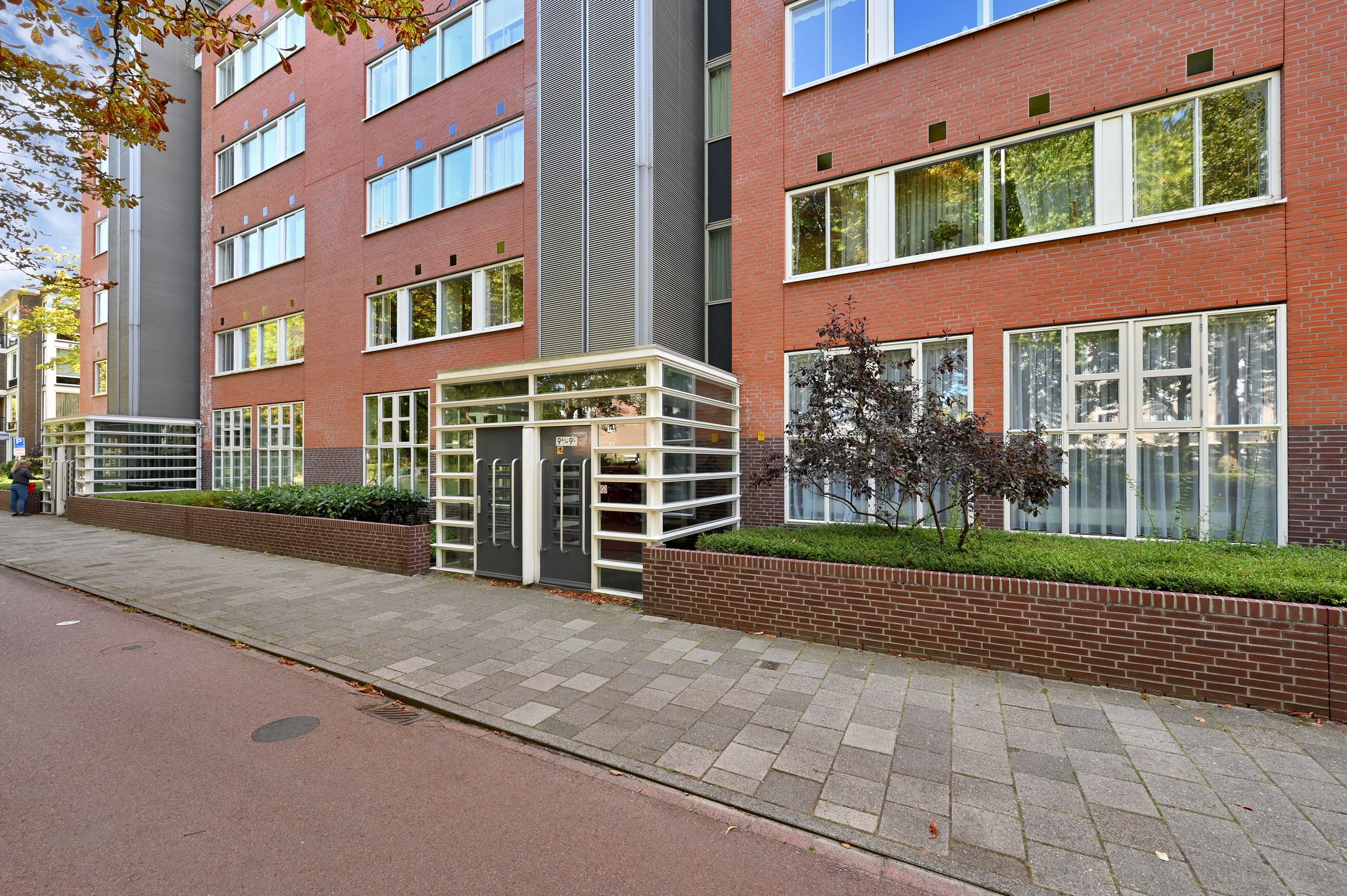 Photo 6 of Juliana van Stolberglaan 9-L