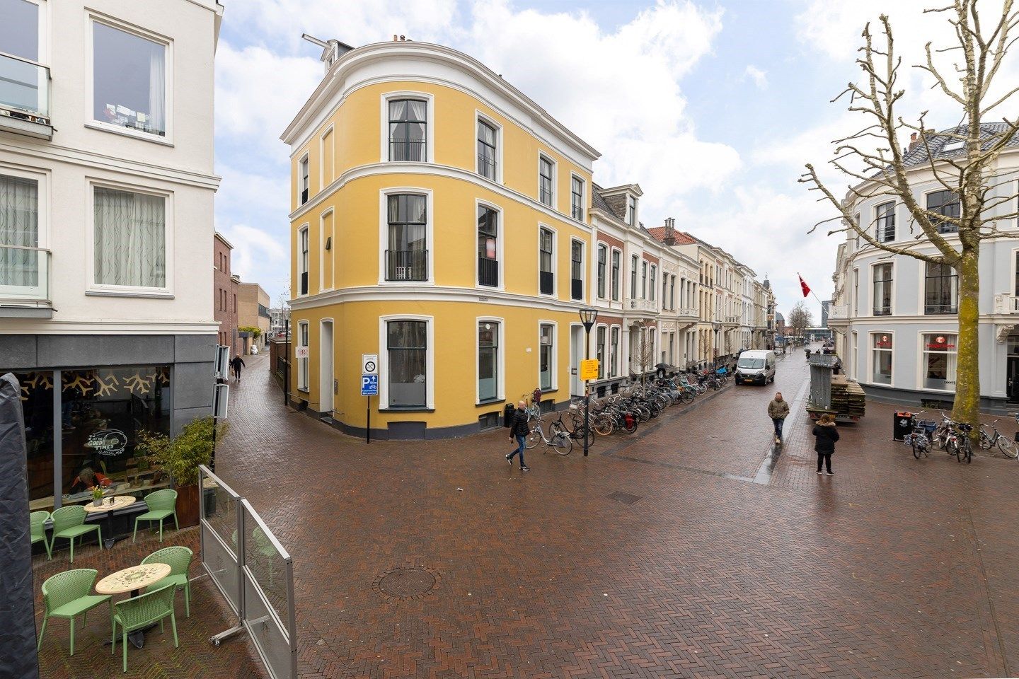 Bekijk foto 2 van Keizerstraat 13