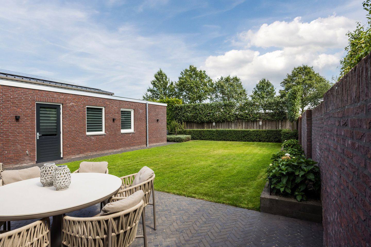 Photo 50 of Denestraat 14-A