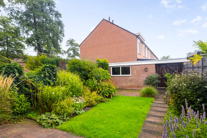 Tussenwoning te koop: Kruizemuntstraat 951, Apeldoorn