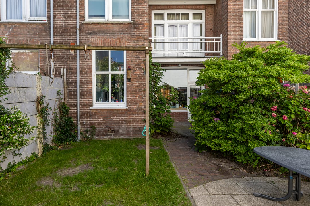 Foto 28 van Laan van Nieuw-Oost-Indië 214