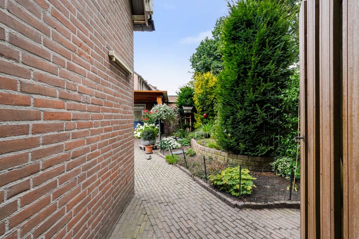 Hoekwoning te koop: Gildeweg 30, Loon Op Zand