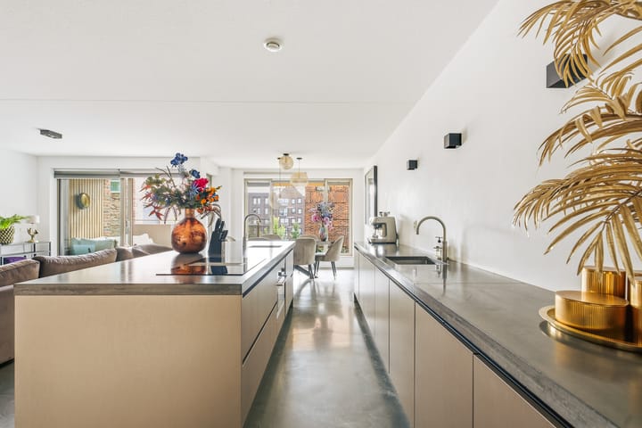 Appartement te koop: Haparandadam 2B5, Amsterdam