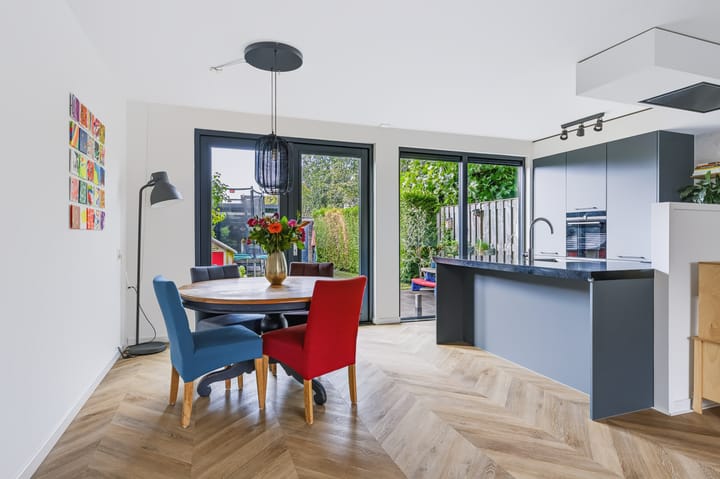 Tussenwoning te koop: Breeland 98, Hoogland